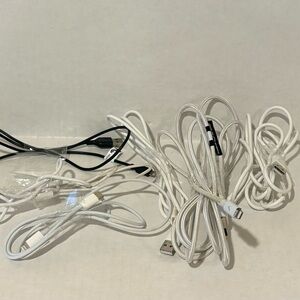 White and Black Tangle-Free Audio Cables